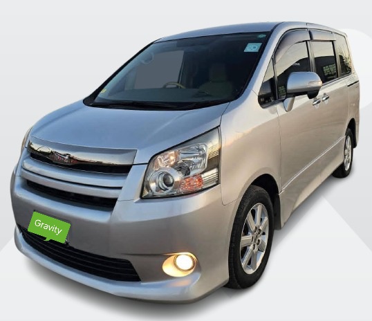 Toyota Noah Vox (Van) - view 2