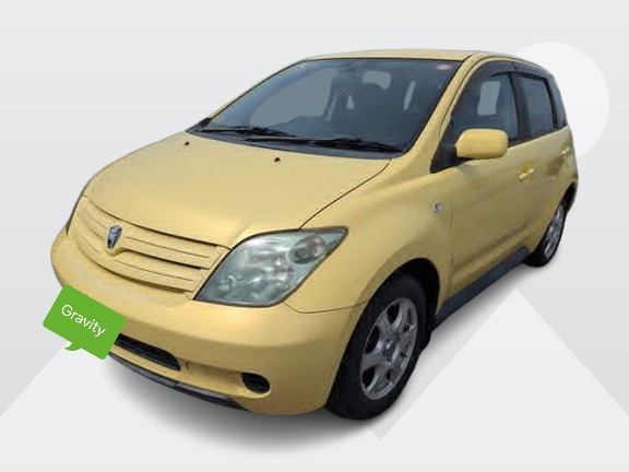Toyota IST - view 3