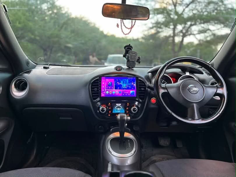 Nissan Juke - view 5